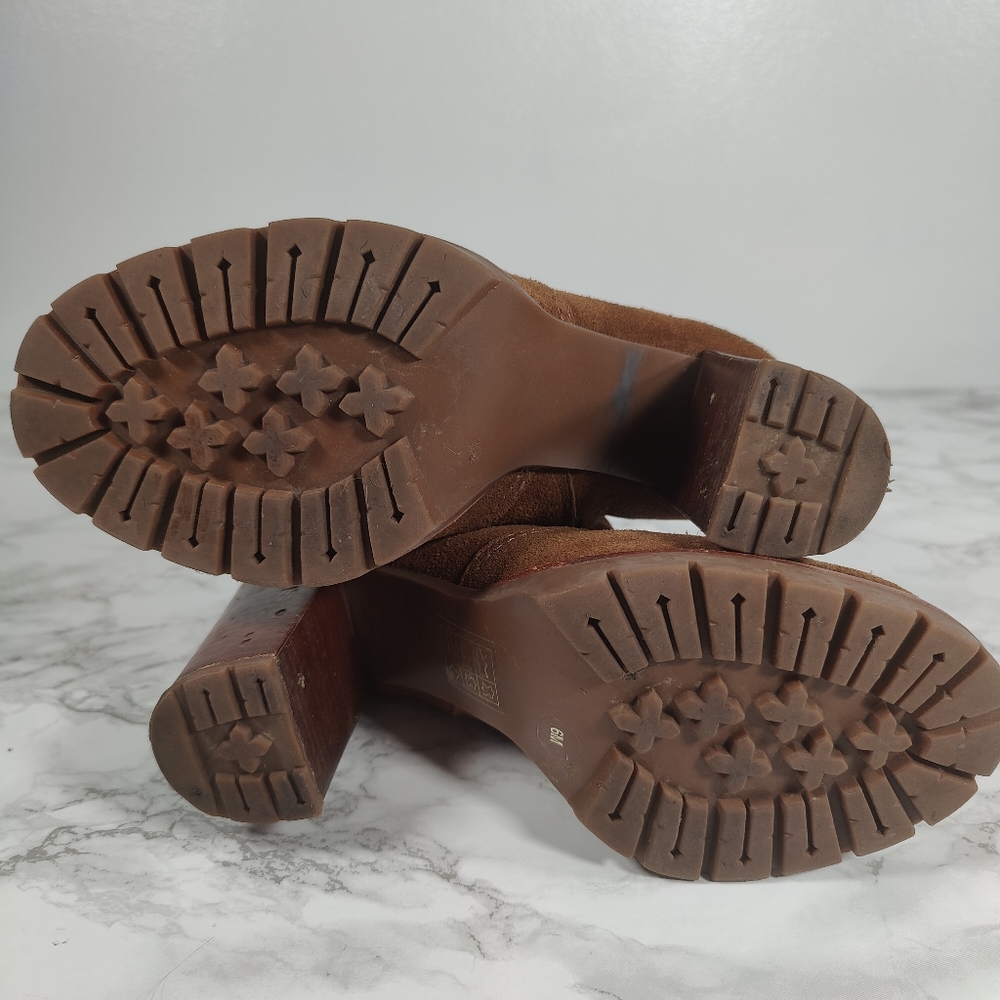 Tory Burch Sofia Lug Sole Booties Brown Suede Size 6 - Picture 12 of 16